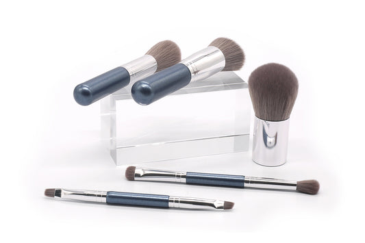 Makeup brushes 13