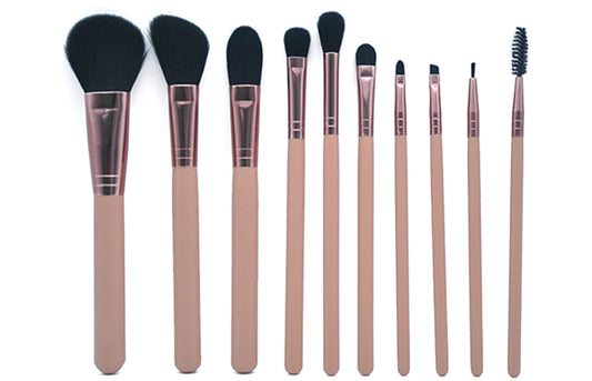 Makeup brushes 16
