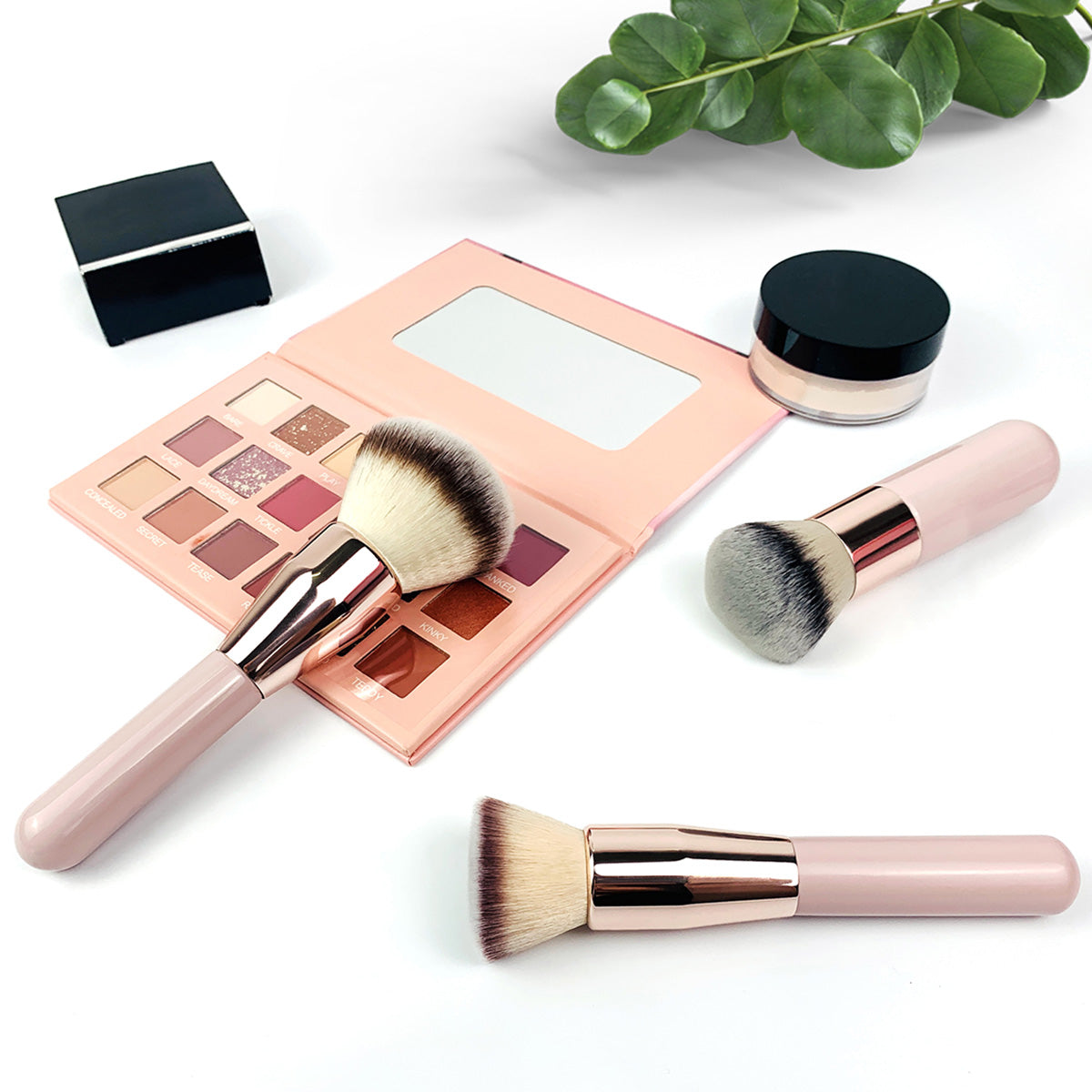 Makeup brushes 18